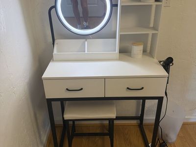 Vanity desk With Light And mirror