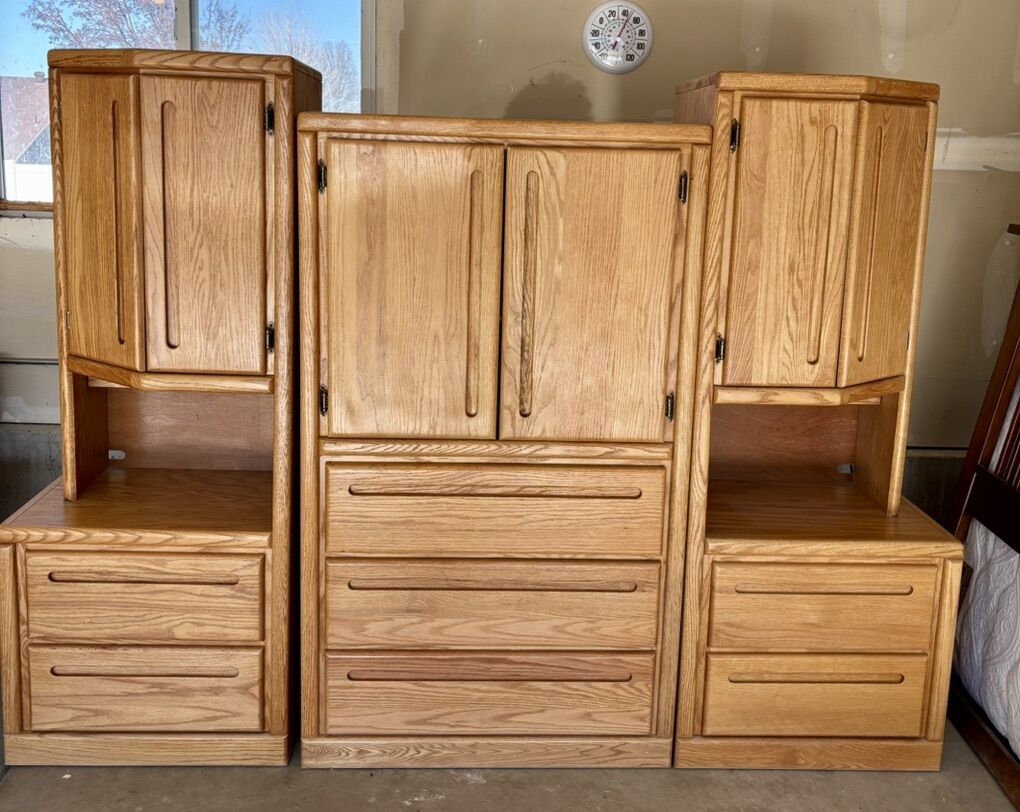 3 Pc Solid Oak Bedroom Furniture