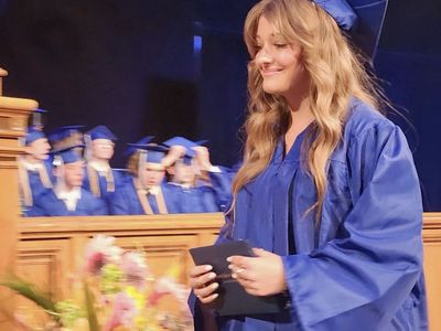 Blue Graduation Cap and Gown Set - 5’04”-5,06”