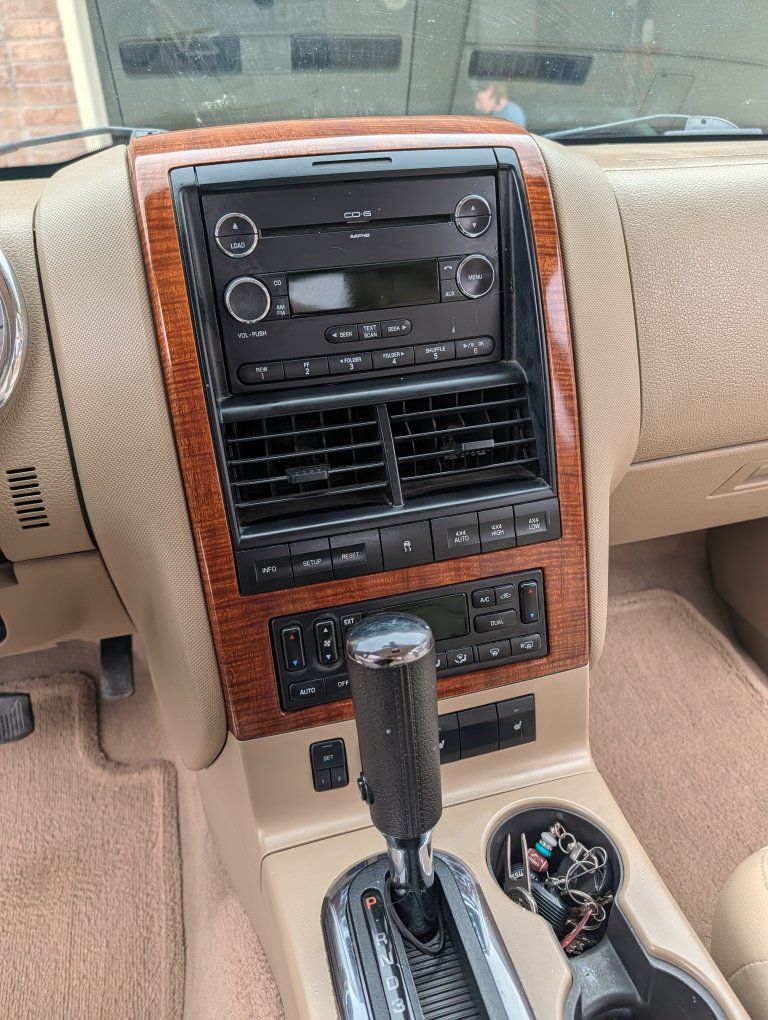 2008 Ford Explorer Eddie Bauer