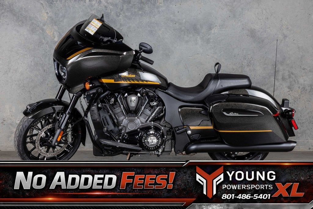2026 Indian Motorcycle® Chieftain® PowerPlus Dark Horse® 112 w/PowerBand Black Crystal w/Black Meta