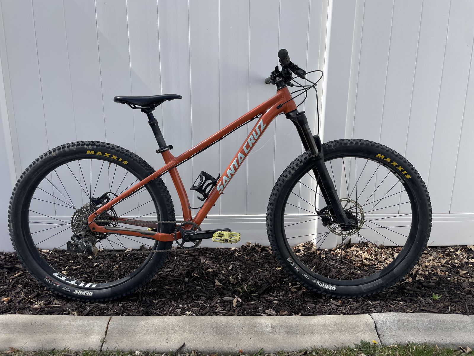 2017 Santa Cruz Chameleon Size Small $600