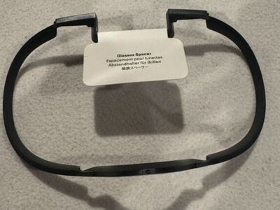 Meta Quest 2 - Brand New Glasses Spacer