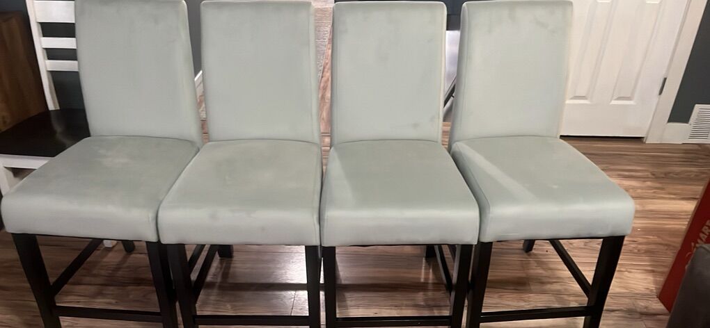 Counter Height Chairs (4)