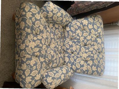 2 matching accent chairs. Like new. Used in bedroom, seldom used.