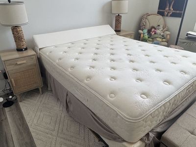 Queen bed pillow top