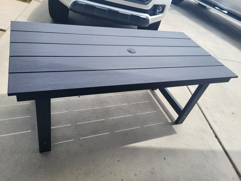 Jeory HDPE* Outdoor Rectangle Dining Table* Black