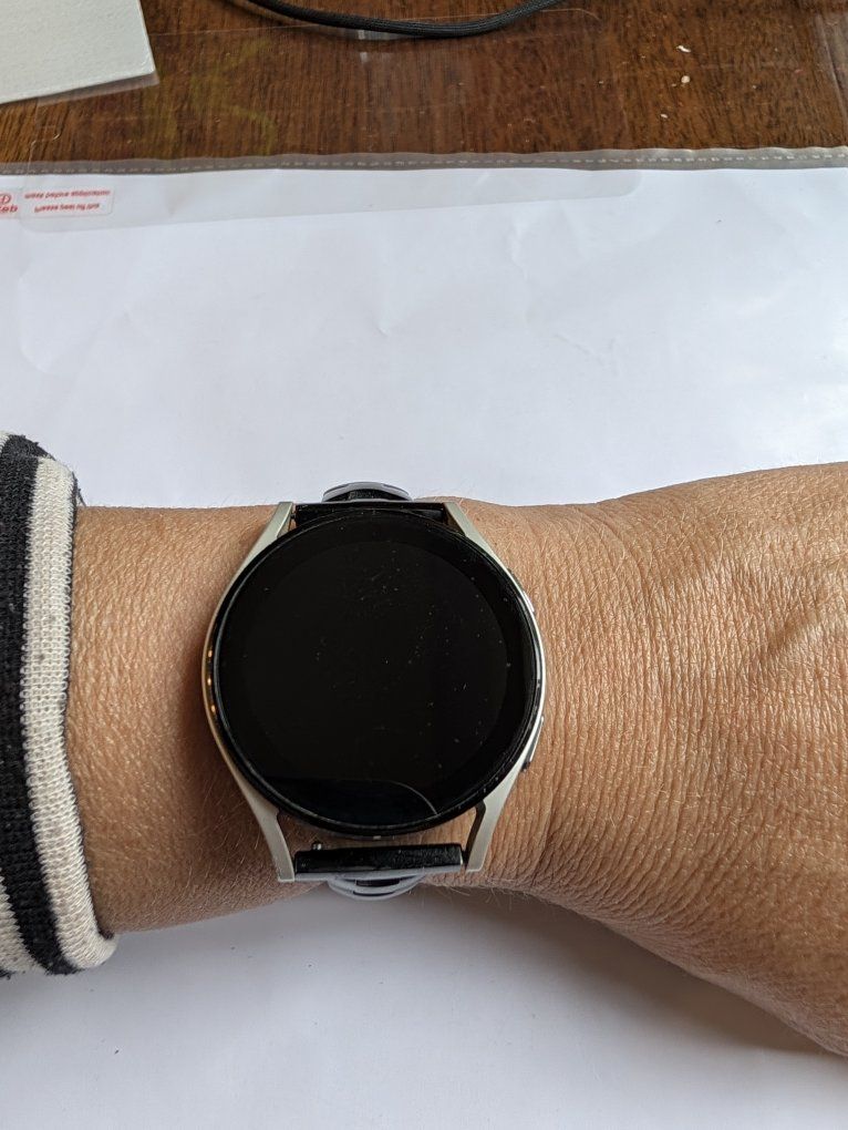 Samsung Galaxy 5 Watch (40mm) Smaller Screen