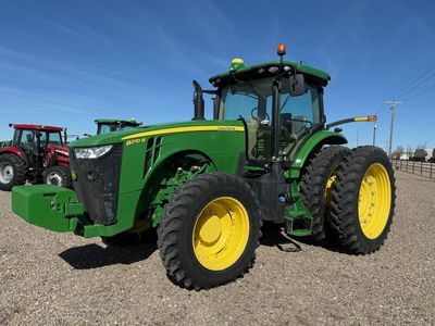 2019 John Deere 8270R Tractor