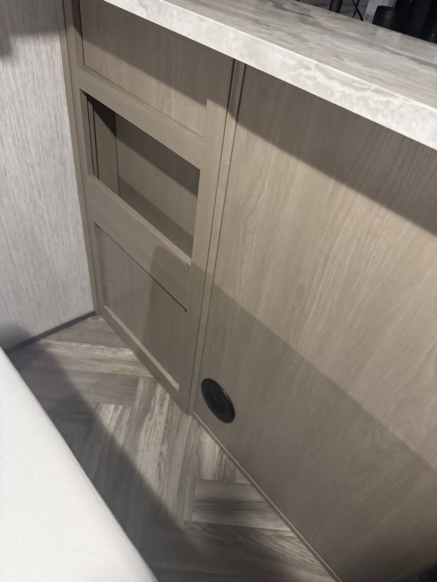 Main image 22