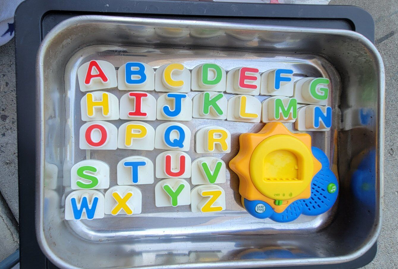 Vtech learning apple and leap frog sunshine alphab