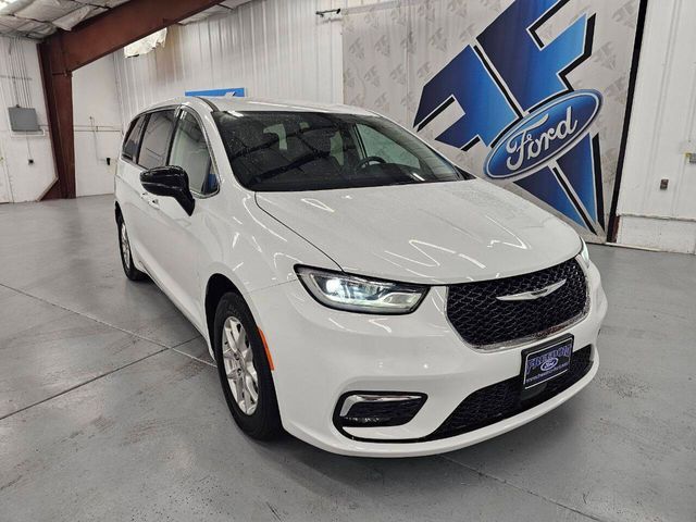 Main image 4