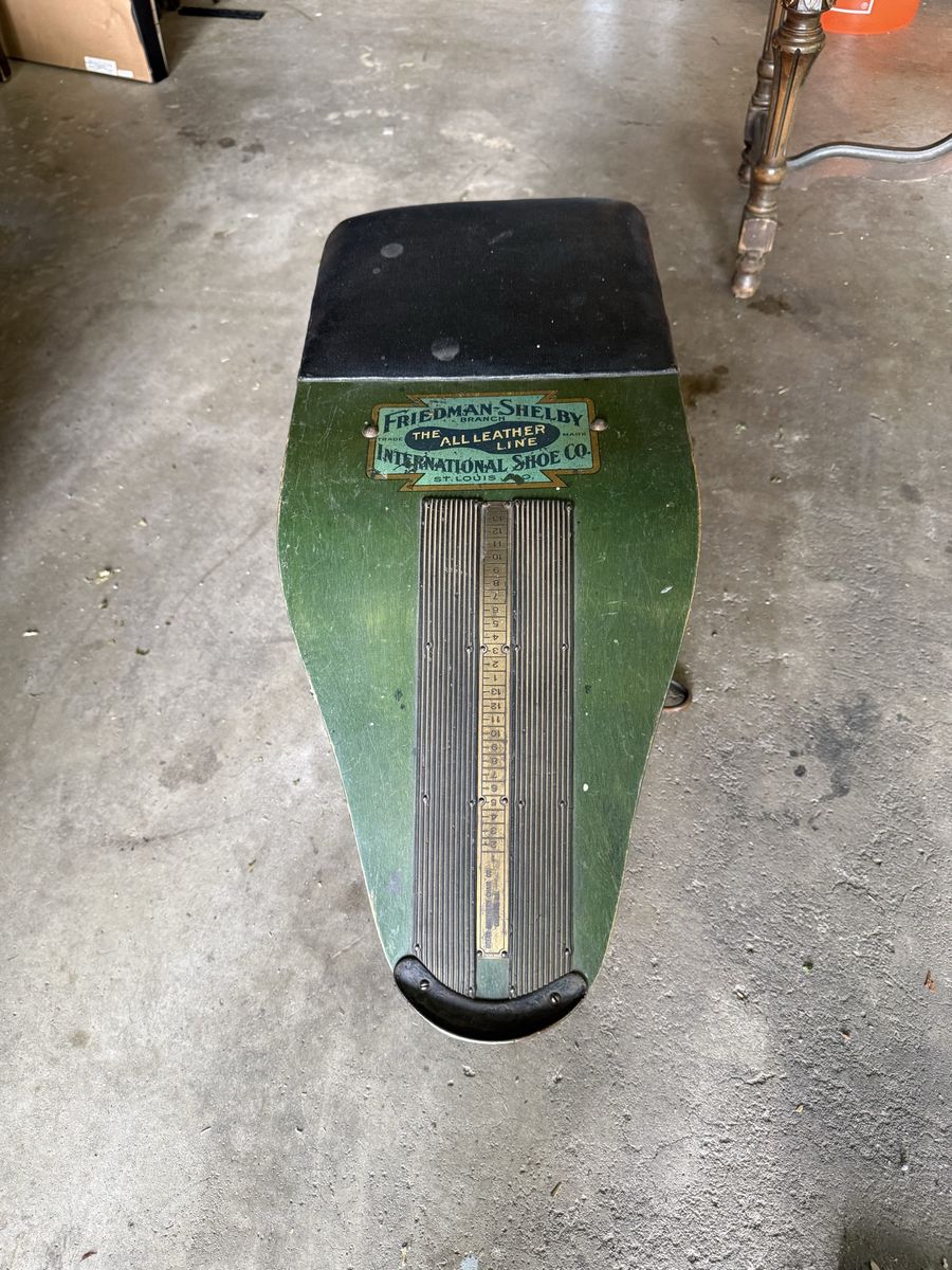 Vintage Friedman-Shelby International Shoe Co. Child's Shoe Sizer Green Wooden Bench Antique