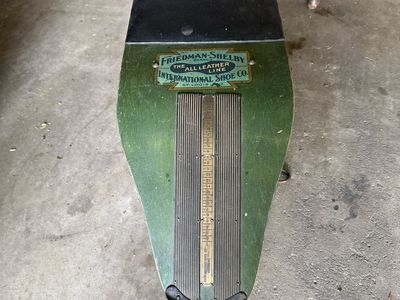 Vintage Friedman-Shelby International Shoe Co. Child's Shoe Sizer Green Wooden Bench Antique