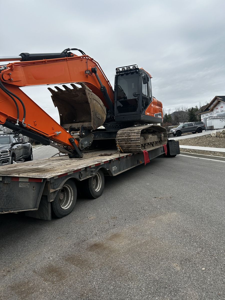Doosan Dx 225 Excavator
