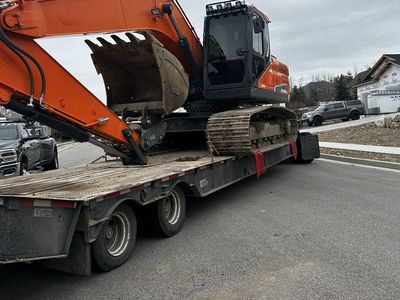 Doosan Dx 225 Excavator