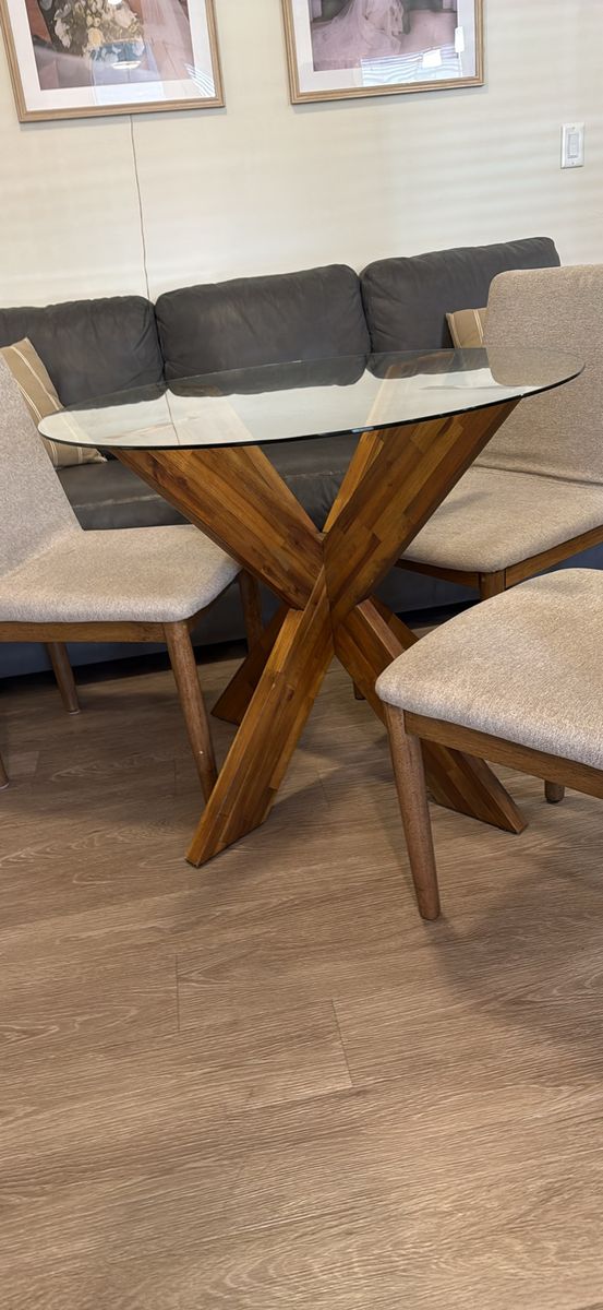 Dining table and 3 chairs