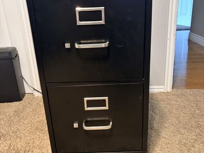 Hon 2 drawer filing cabinet