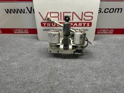 Peterbilt Bracket