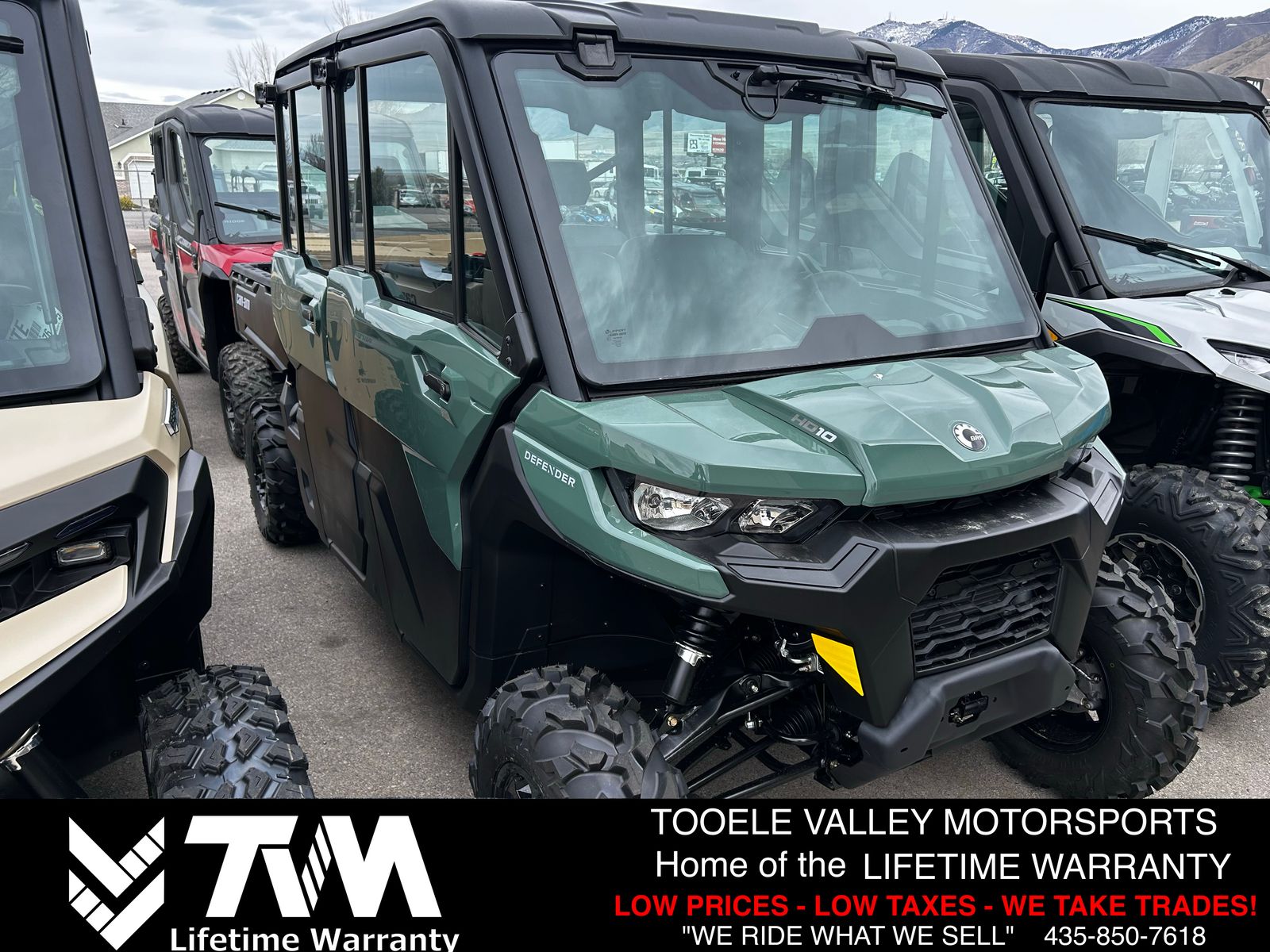 2026 Can-Am Defender Max DPS Cab HD10