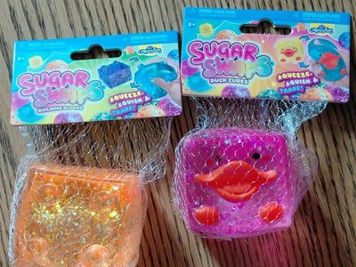 Sugar Swaps Squeeze, Squish & Trade Building Blocks & Duck Cubes (2-Pack)
