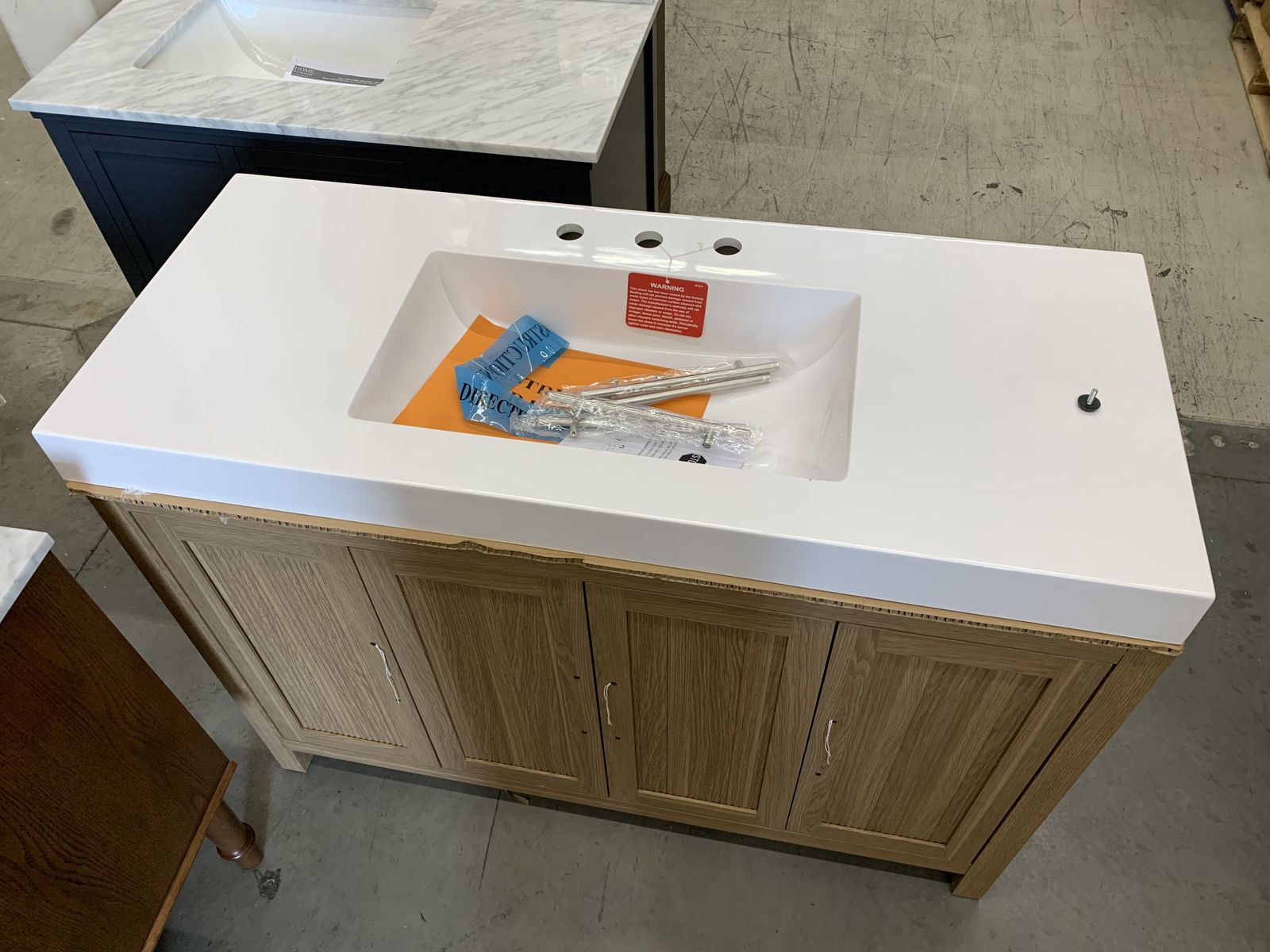 Main image 6
