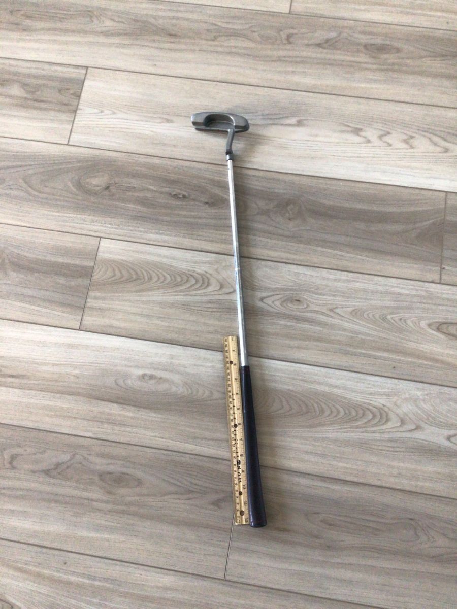 Wilson Right-Handed  Golf Putter