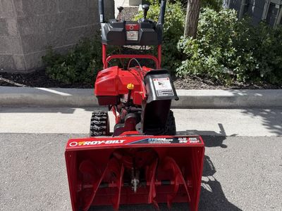 Troy-Bilt Storm 26" Snow Blower - Excellent Condition