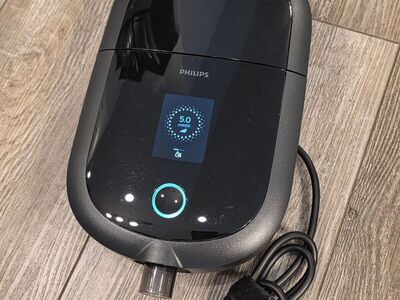 Philips Respironics DreamStation 2 Auto CPAP Advanced w/ Hose and Carry Bag