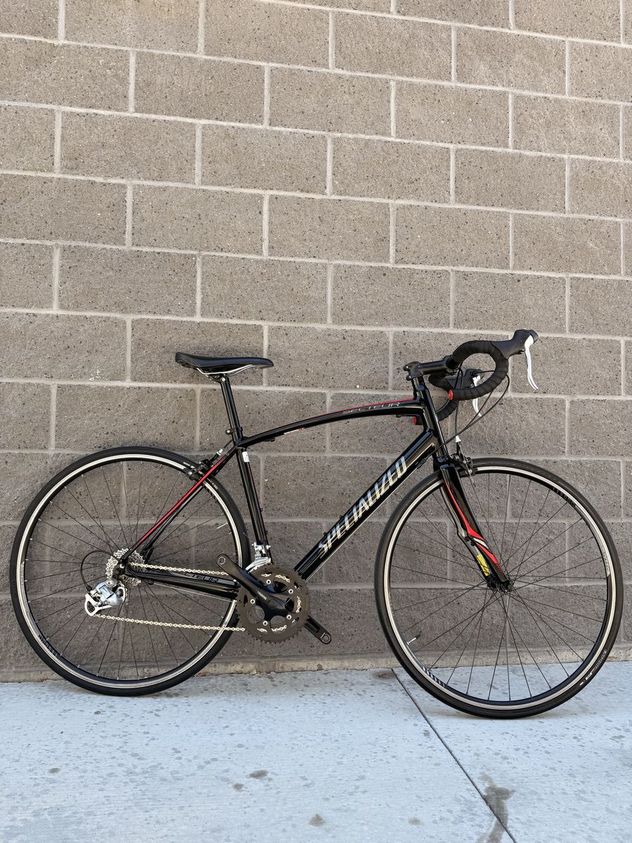 Specialized Secteur Road Bike 56cm