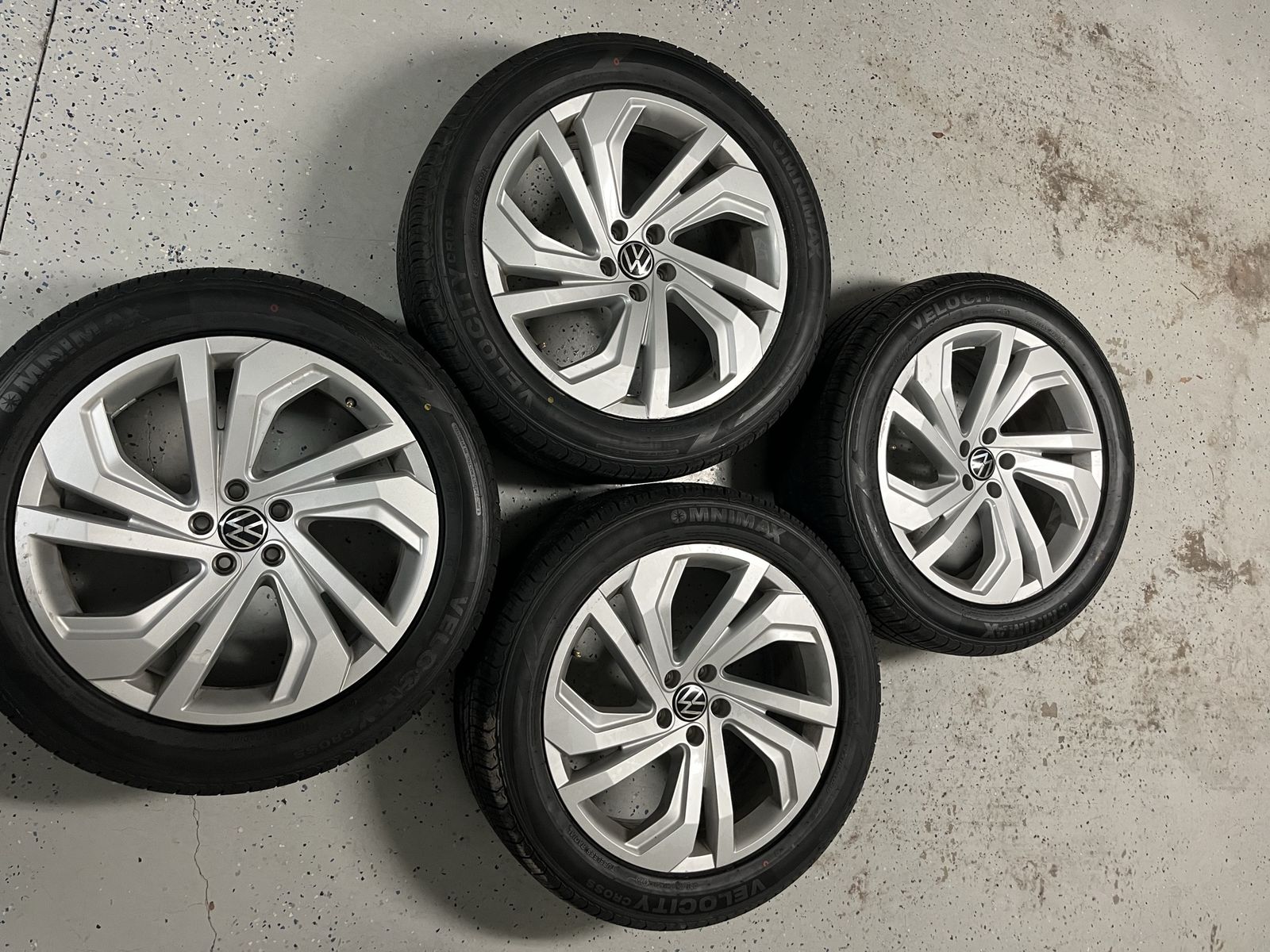 20" OEM VW Atlas Wheels And Tires