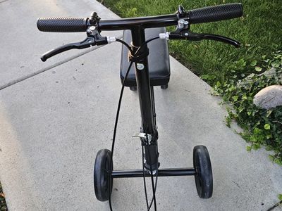 KneeRover Economy All Terrain Knee Scooter Walker with Crutch Alternative