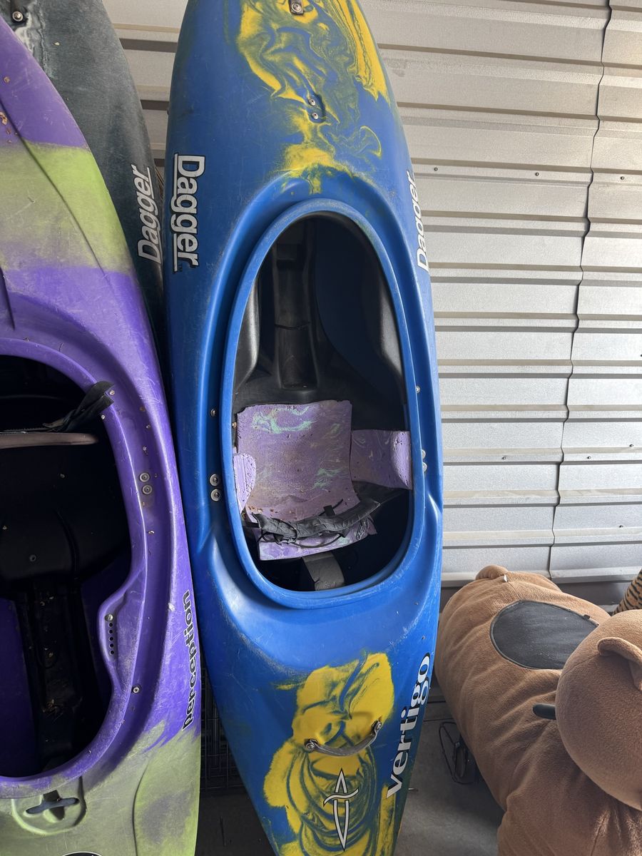Used Dagger Vertigo Whitewater Kayak - Blue/Yellow Playboat