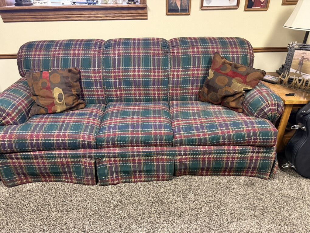 Couch With Hideaway Bed