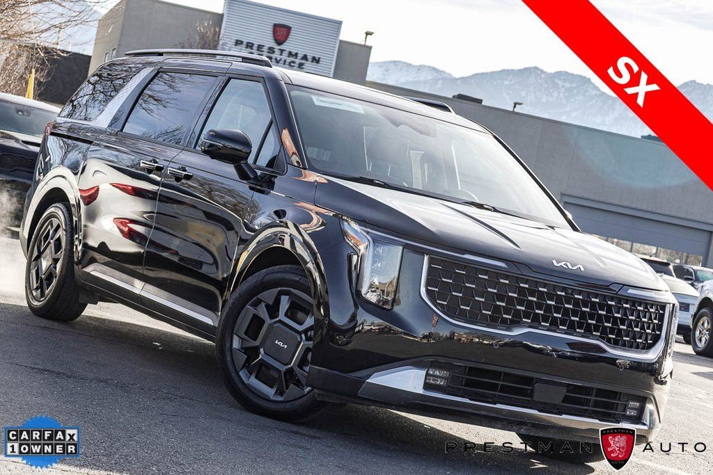 2025 Kia Carnival SX