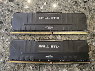 2x8gb DDR4-3000 Crucial Ballistix