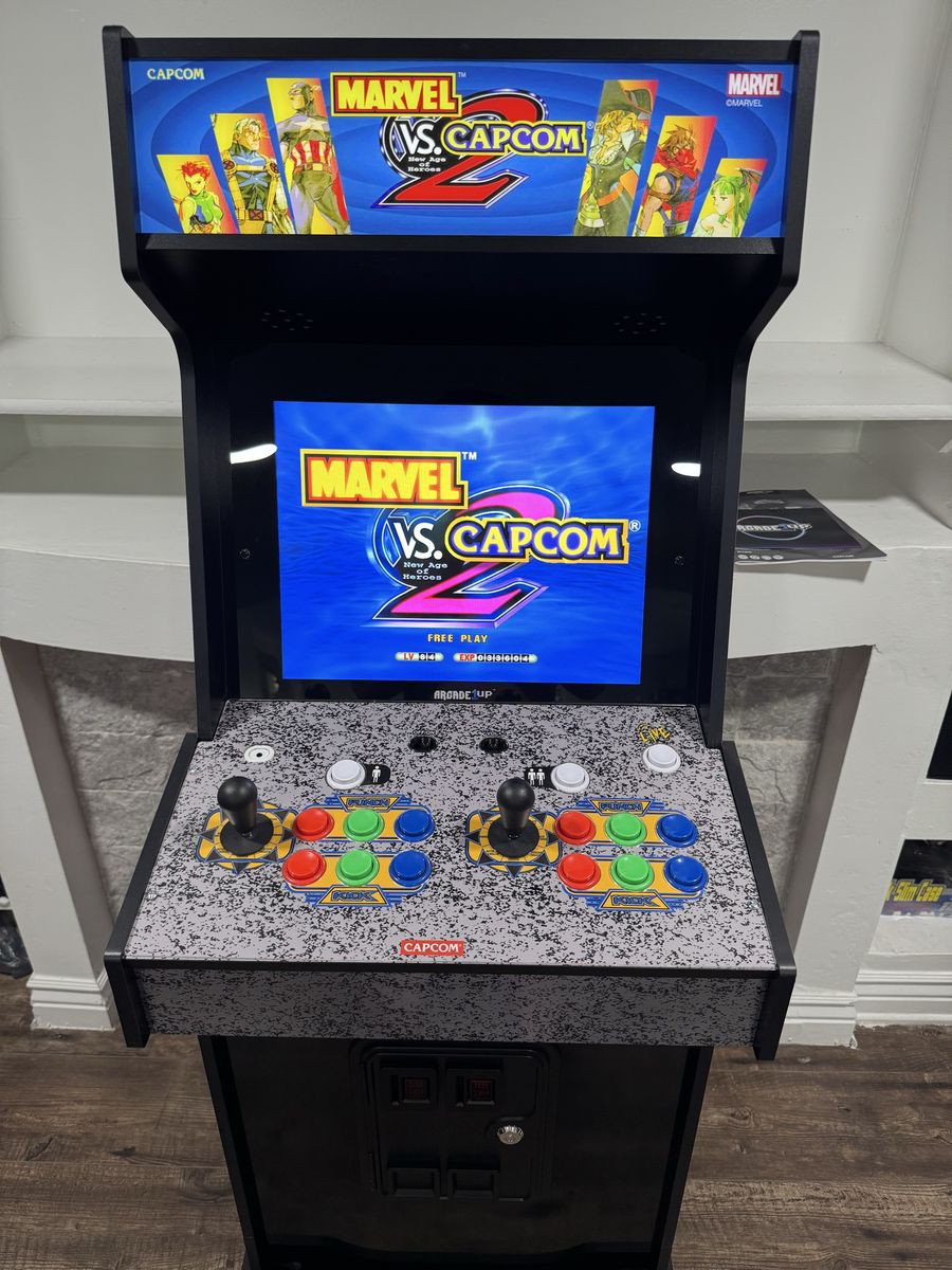 Marvel Vs Capcom 2 Arcade 1up W/ Riser / 8 Games / Great Condition