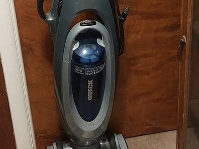 Oreck Touch Bagless Vacuum Cleaner