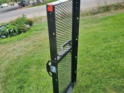 Reese Pro Series Steel Mesh Hitch Cargo Carrier (1-1/4" Shank)