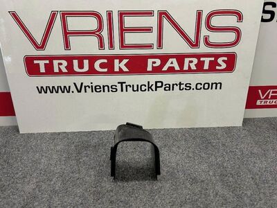 Kenworth T680 Left Bracket for a Peterbilt 579