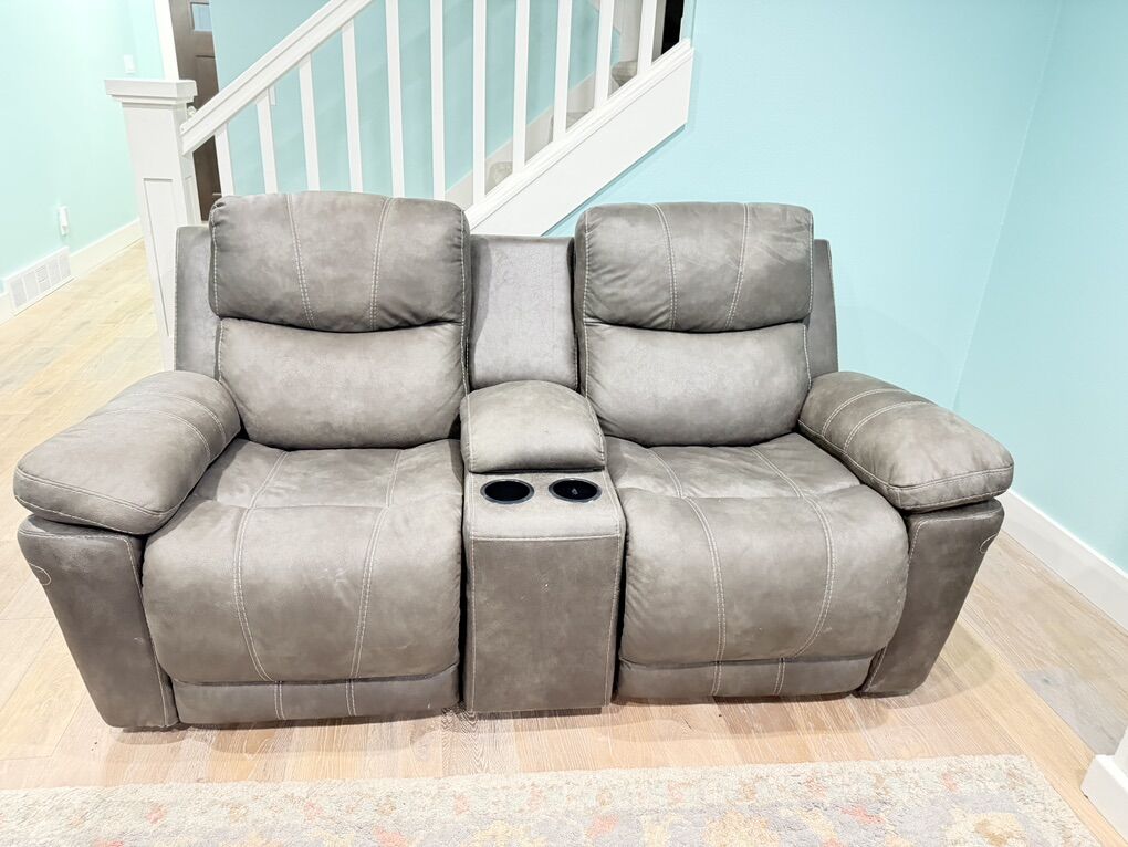 Microfiber reclining Couch And 2 Reclining Lovesea