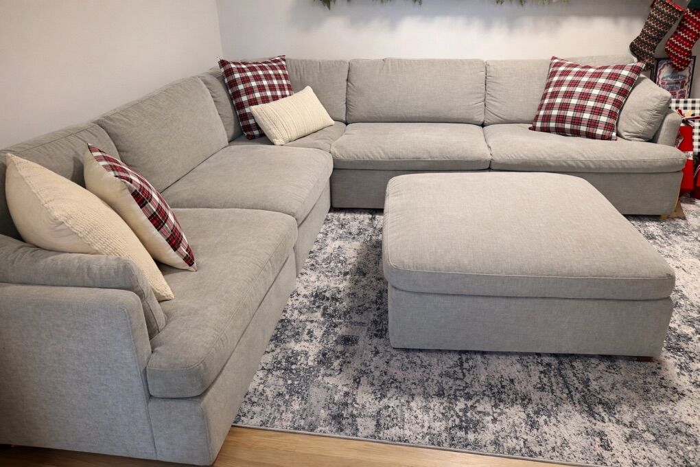 Grey 6 Piece Sectional - Great Quality!