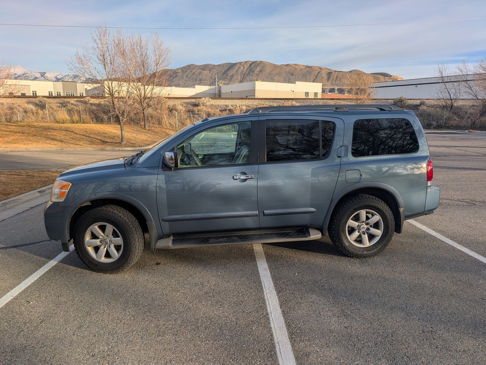 2012 Nissan Armada SV