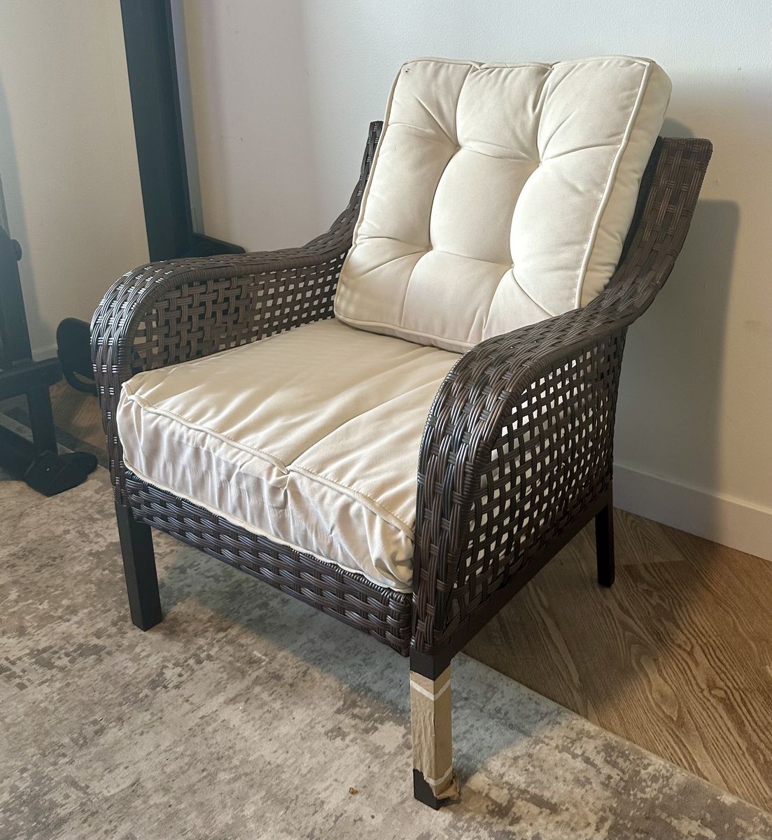 New Wicker Lounge Chair - Custom Tufted Cushion