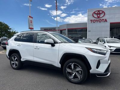 2025 Toyota RAV4 Plug-in Hybrid SE