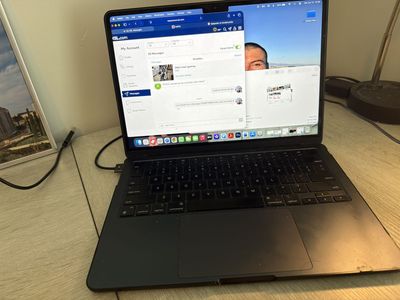 Apple MacBook Air M3 (2024) 13.6" Liquid Retina Display, 16GB RAM, 512GB SSD, AppleCare