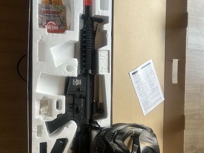 Black Ops B1079 Diamondback M4 Airsoft Gun & Evike Mask like new used once