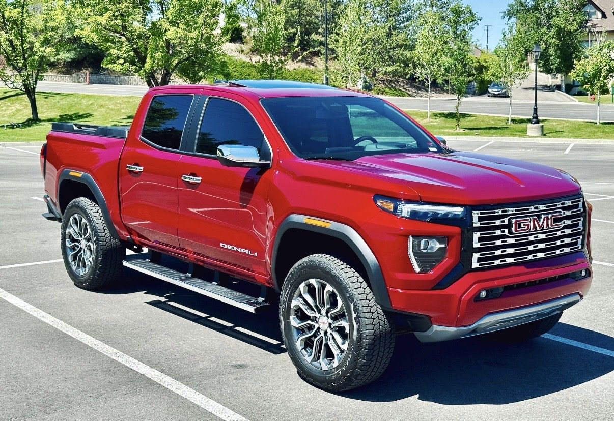 OEM 2023-2026 Canyon Colorado running boards GMC/Chevy