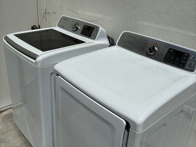 Washer and Dryer - SAMSUNG SET