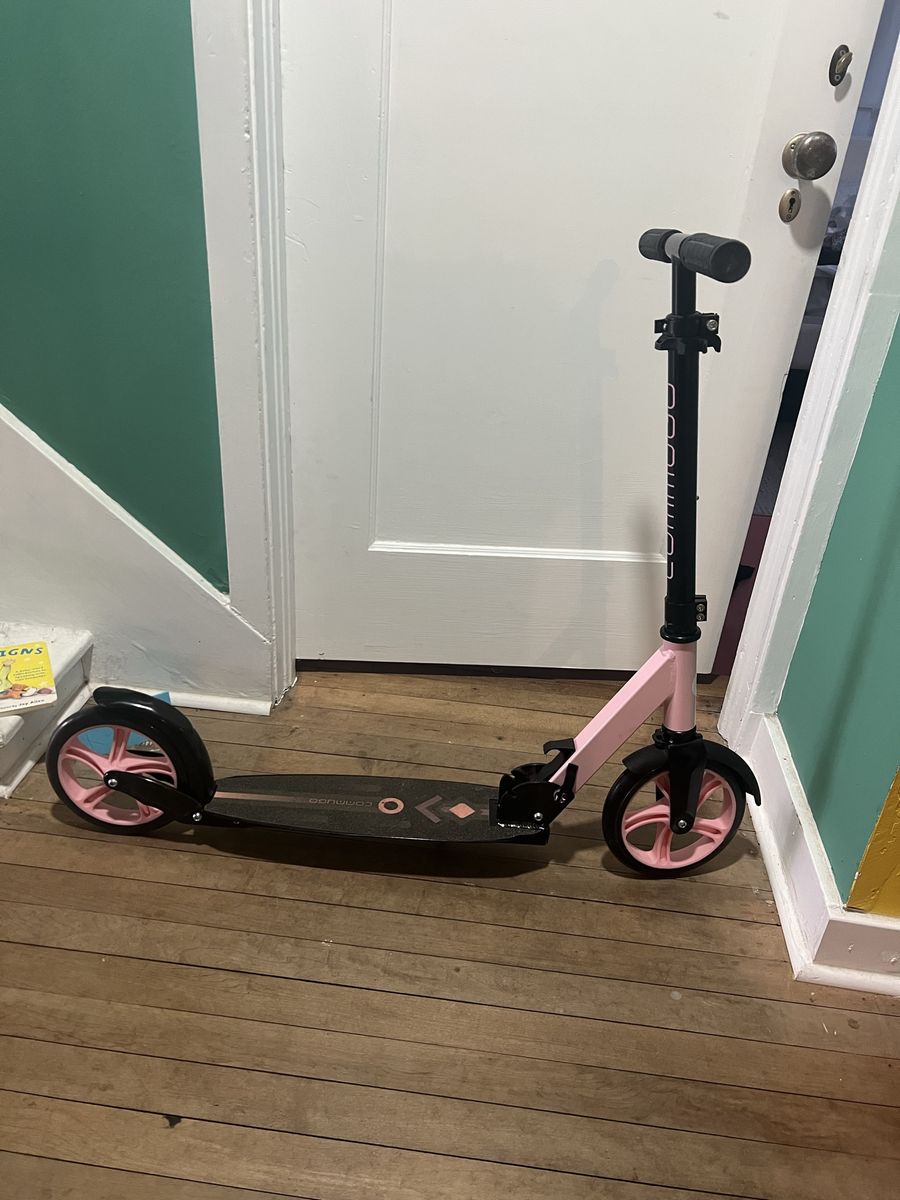 Commugo Pink kids Skooter 